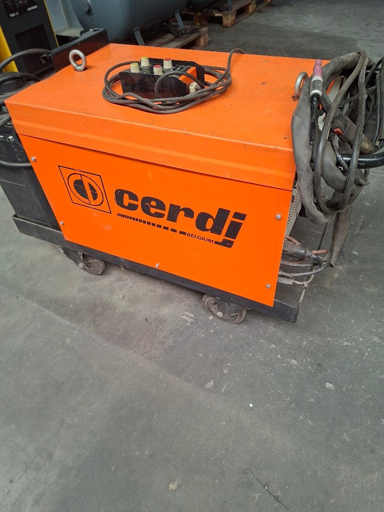 Cerdi 275 EHT tig toestel, Doe-het-zelf en Bouw, Ophalen, Gebruikt, 150 tot 250 ampère, Tig