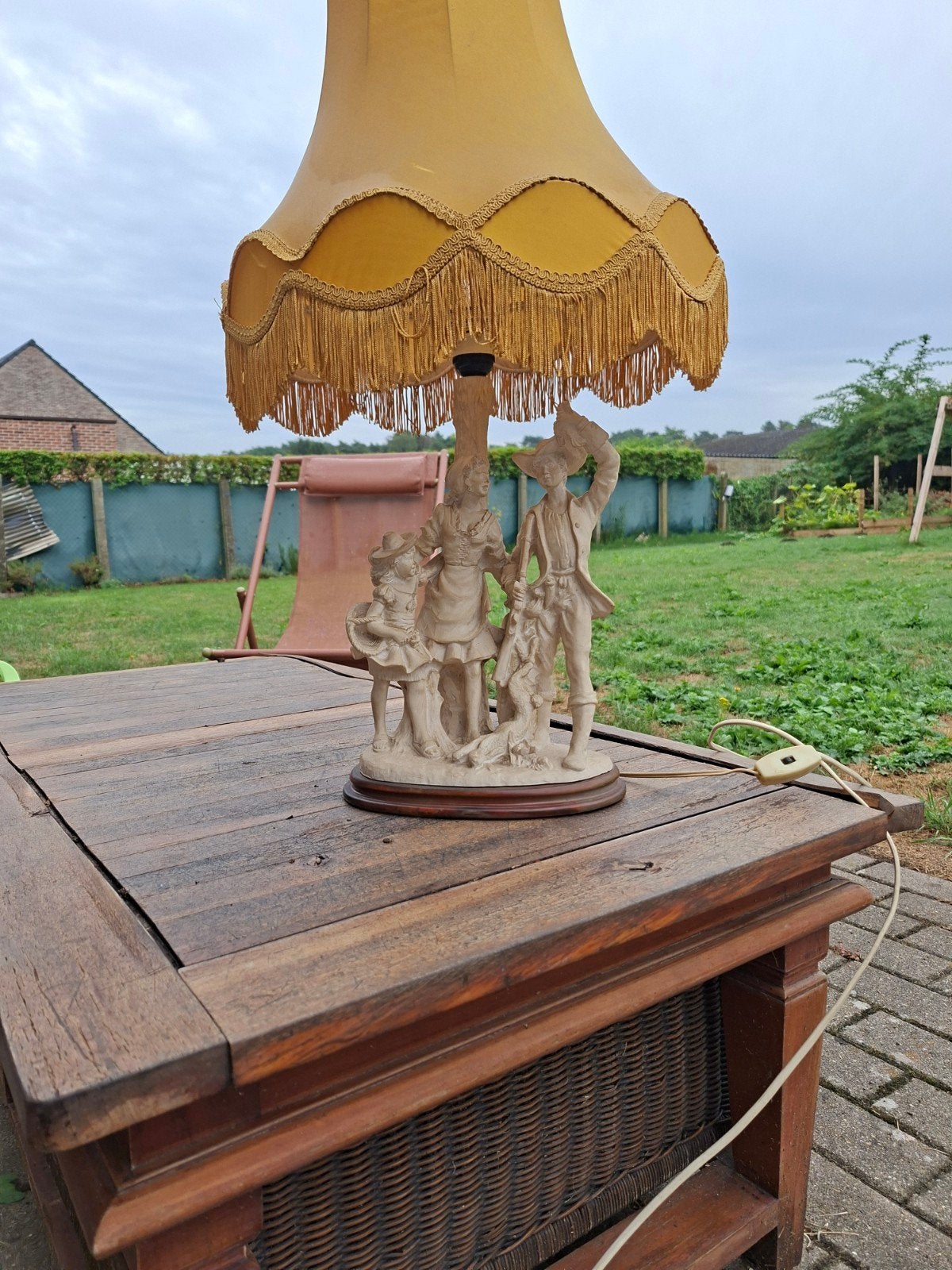 Prachtige grote vintage tafellamp met originele  lampenkap, Antiek en Kunst, Ophalen