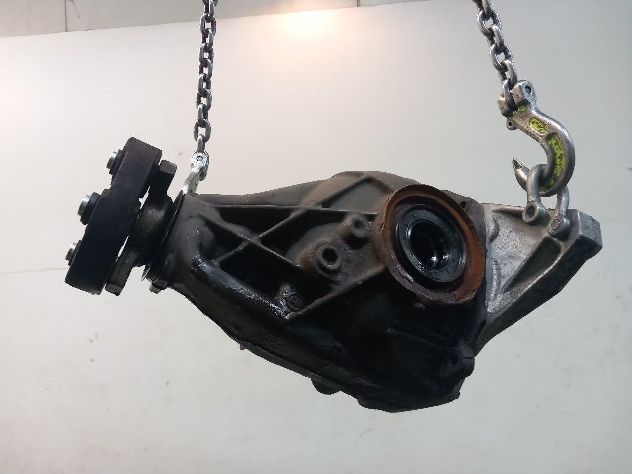 Cardan Mercedes-Benz C-Klasse, Onderdelen@venauto.nl, Van der Ven Autorecycling B.V., Gebruikt, Ettenseweg 76, 4706 PB Roosendaal, The Netherlands