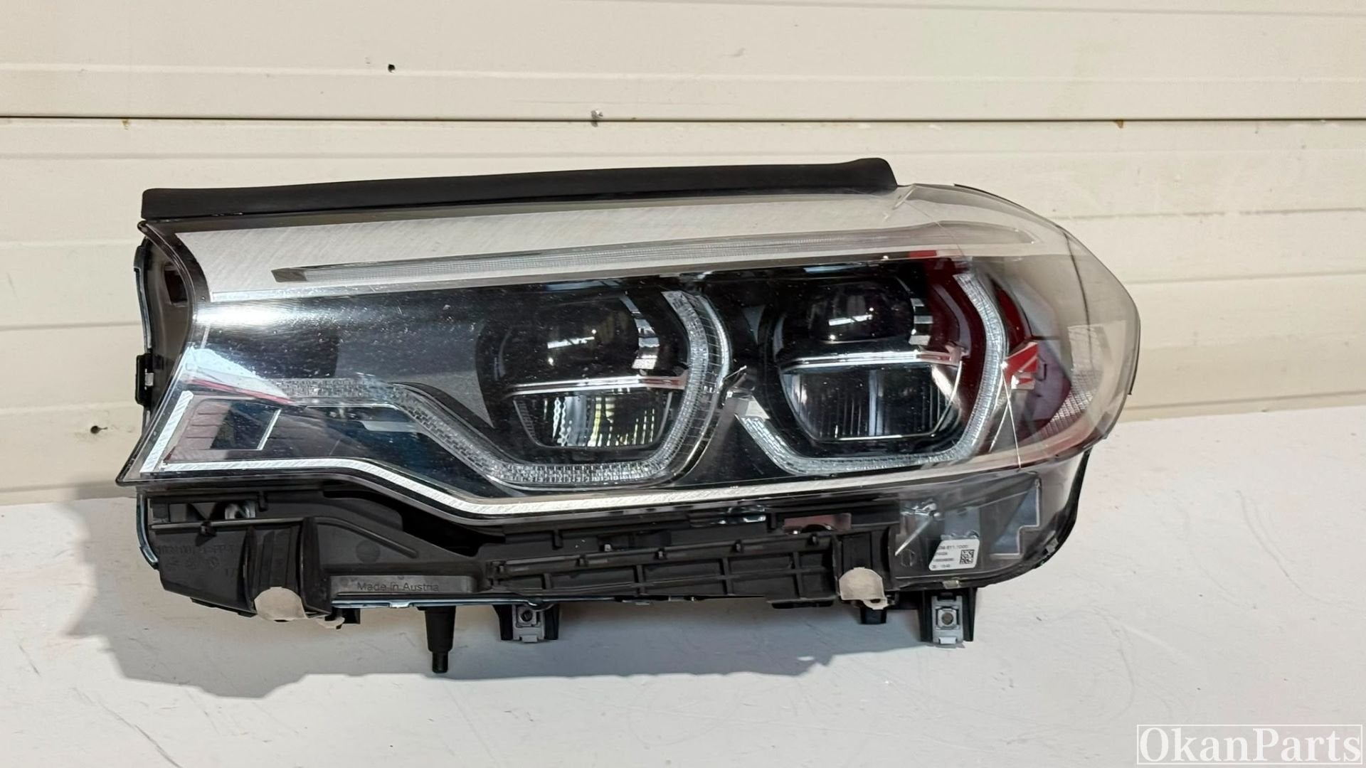 Phare gauche LED pour BMW S rie 5 G30 G31, r f rence 8499121, Petuelring 130
80788  Munich, DE, Info@bmw.de, Utilisé, BMW