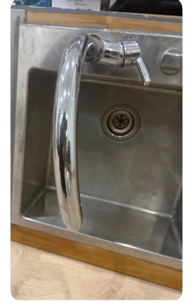 Evier inox avec robinet, Maison & Meubles, Cuisine | Éléments de cuisine, Enlèvement, Comme neuf