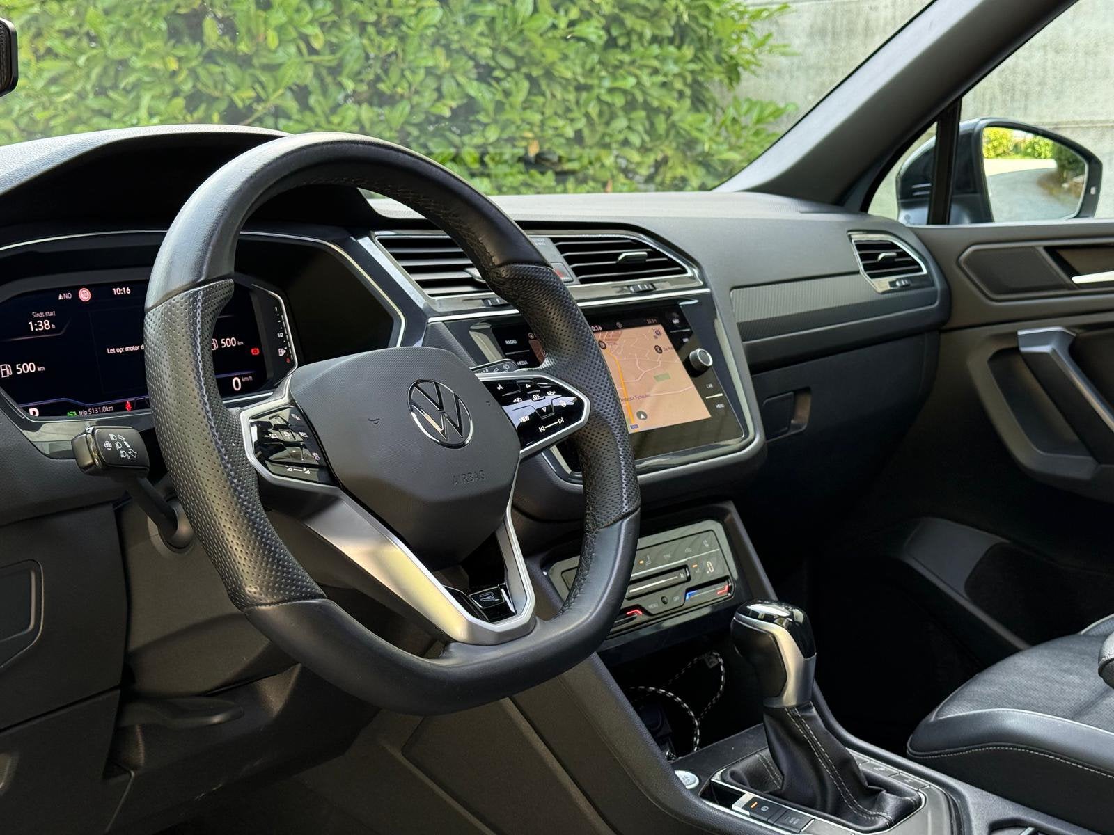 VW Tiguan 1.5 TSI R Line 2023 New Model In Ext - 7 zit Full, Autos, Cuir, Argent ou Gris, Achat, Euro 6