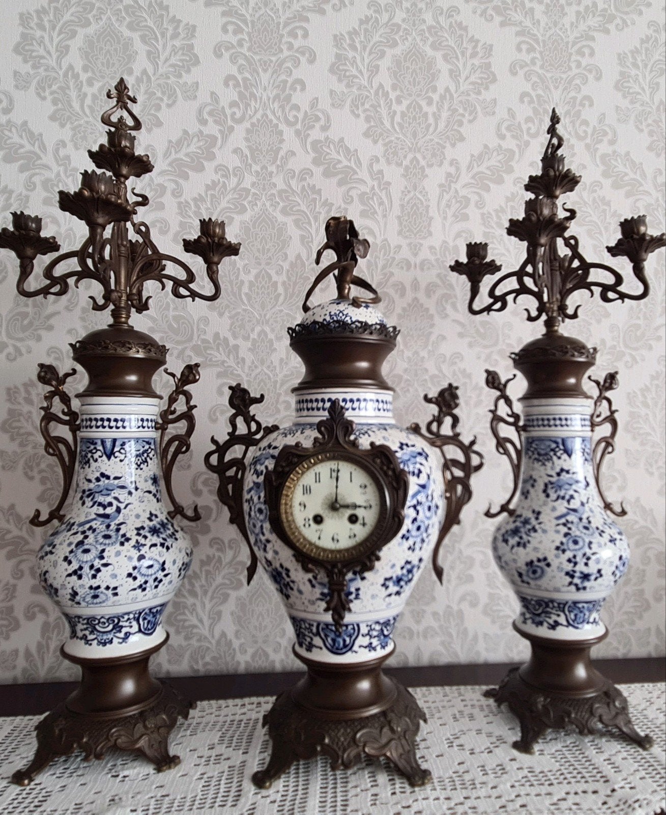 cheminée ancienne, 2 chandeliers et horloge, Antiquités & Art, Enlèvement