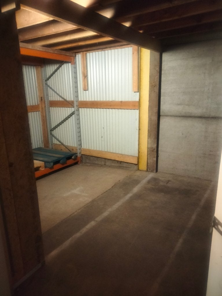 Dépôt de 22 mc à louer, Immo, Garages & Places de parking