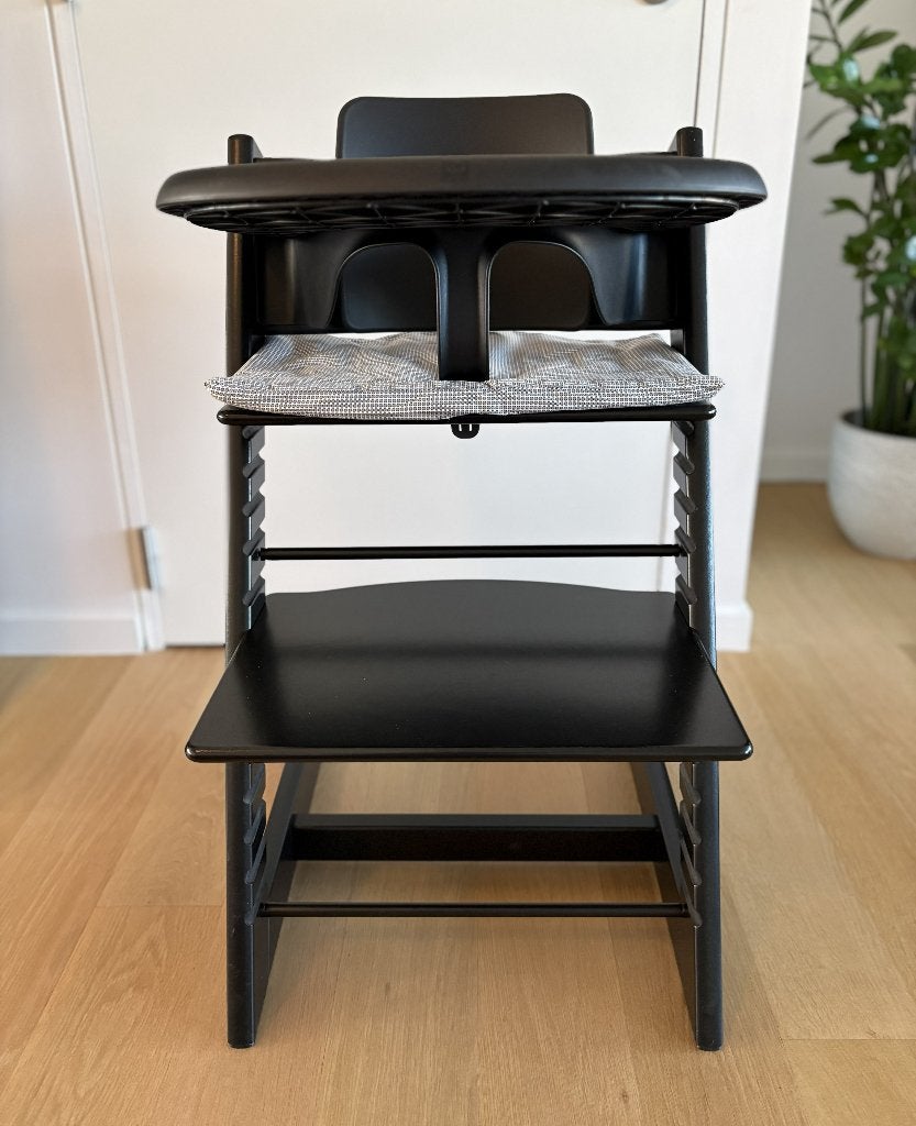 TripTrap stoel Stokke - zwart met babyset en tafeltje, Ophalen, Gebruikt, Meegroeistoel, Afneembaar eetblad