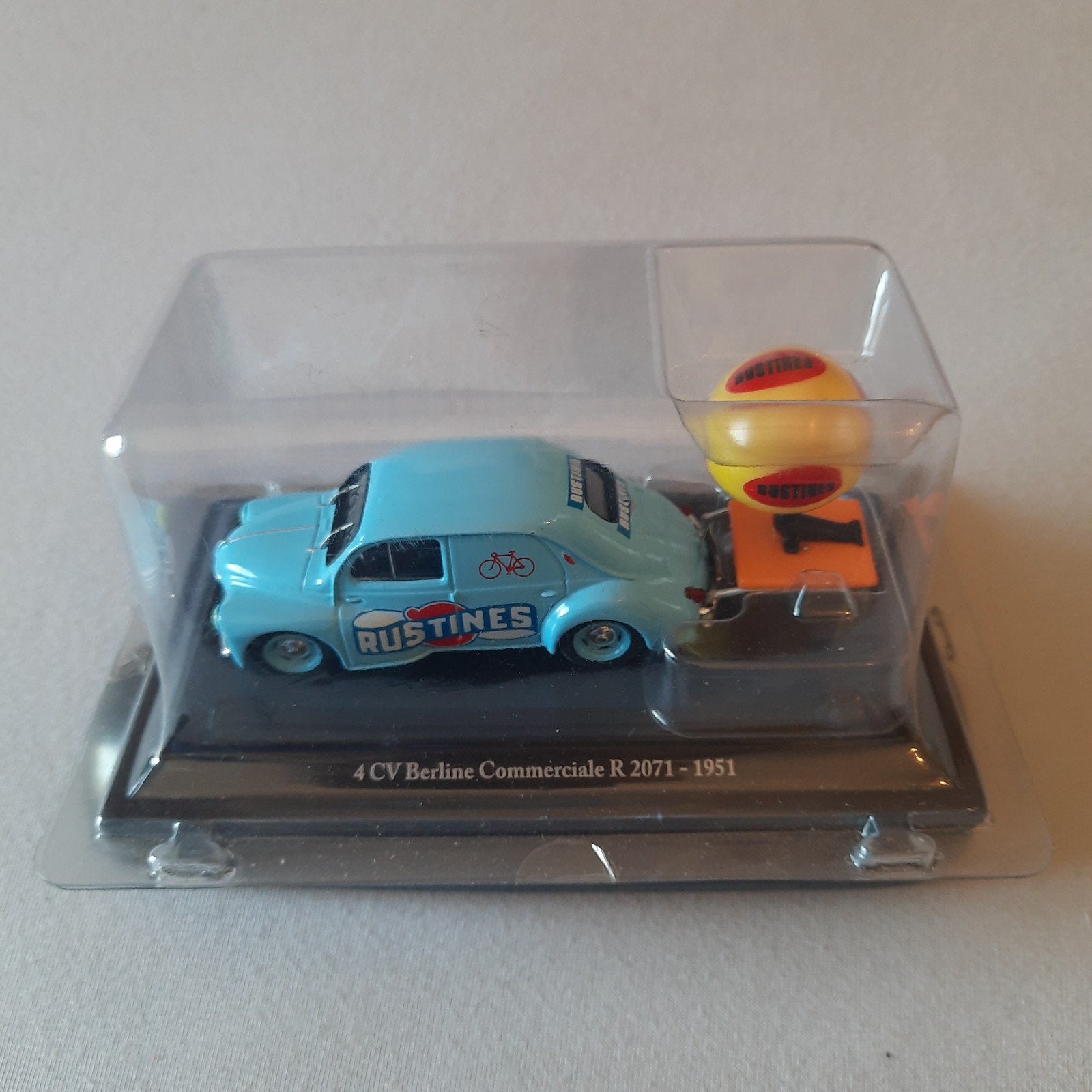 Voitures publicitaires 1:43 *TOUR DE FRANCE *RENAULT 4 1951, Enlèvement, Neuf, Voiture, Autres marques