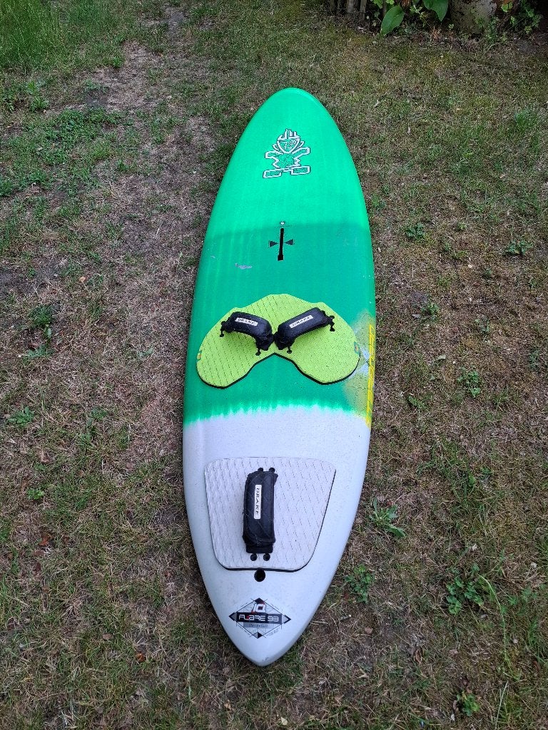 Starboard flare 93 windsurf plank, Watersport en Boten, Met voetbanden, Gebruikt, Minder dan 250 cm, Ophalen of Verzenden