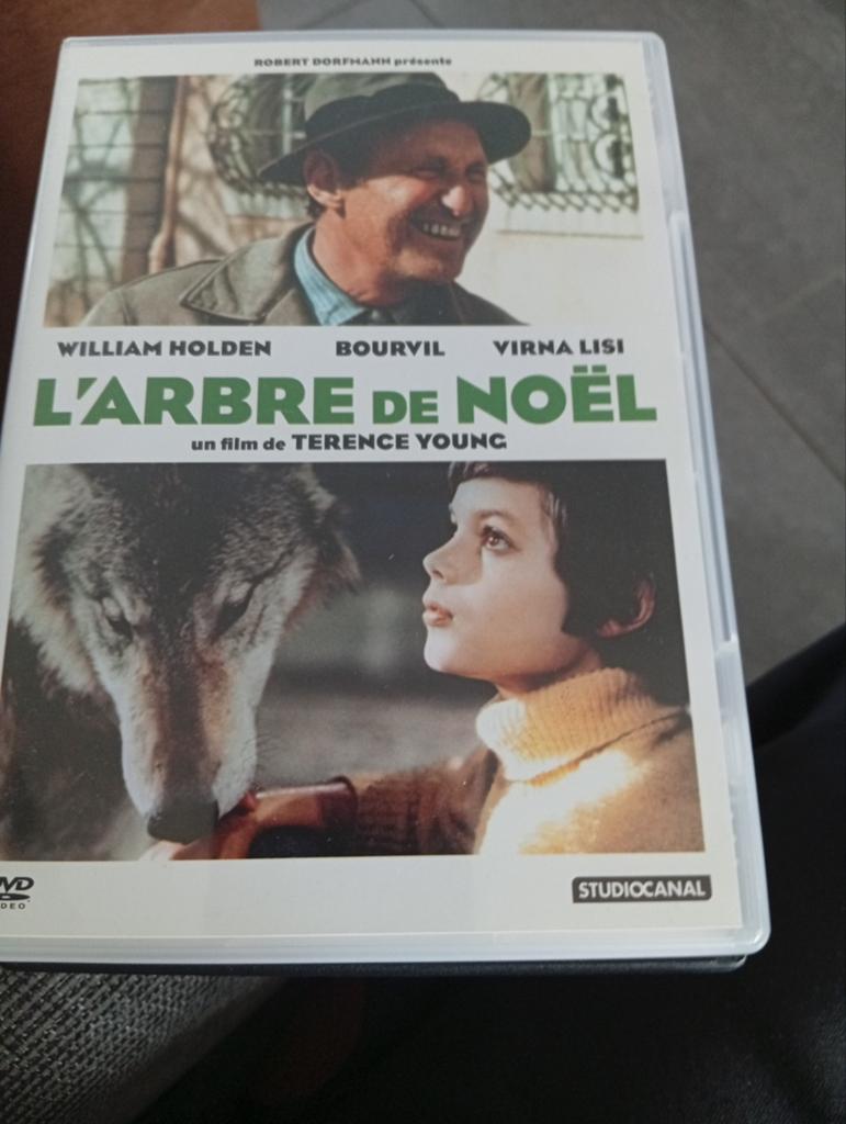 DVD Bourvil l'arbre de Noël, Enlèvement