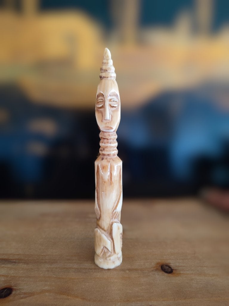 Congo (RDC): superbe statuette en os, fétiche protecteur, Sculpture, Enlèvement ou Envoi, Beige, Autres matériaux