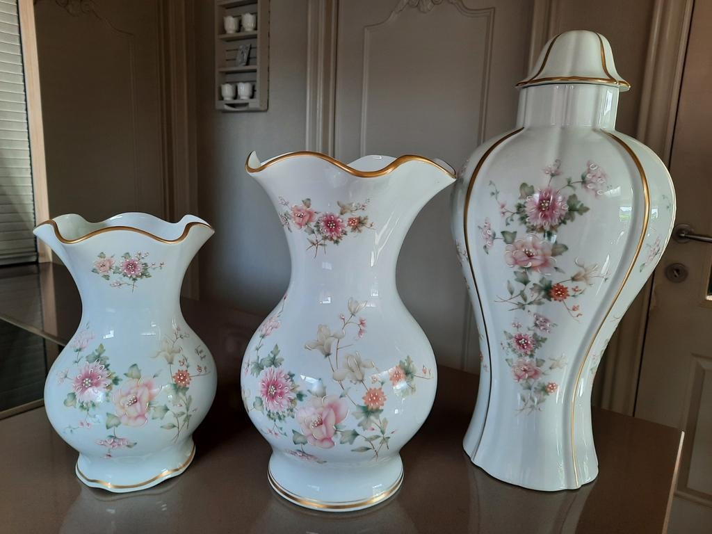 Vazen Limoges en voet Limoges zonder de lampenkap, Antiek en Kunst, Ophalen