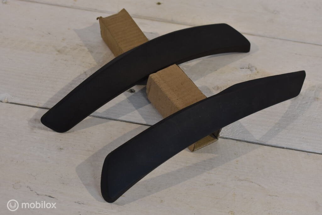 NOS: Set steenslagkapjes VW Polo 2, Volkswagen, Nieuw, Ophalen of Verzenden, Volkswagen