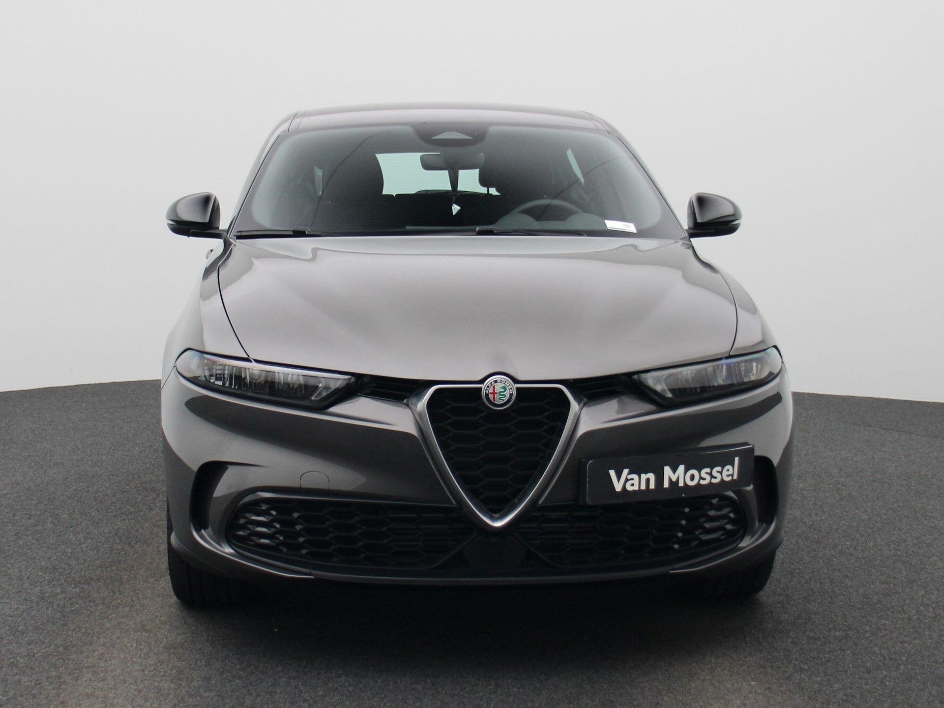 Alfa Romeo Tonale 1.6 130 DS Super FWD ! ACTIEPRIJS !, Auto's, Alfa Romeo, Dealer onderhouden, Stof, Gebruikt, 4 cilinders
