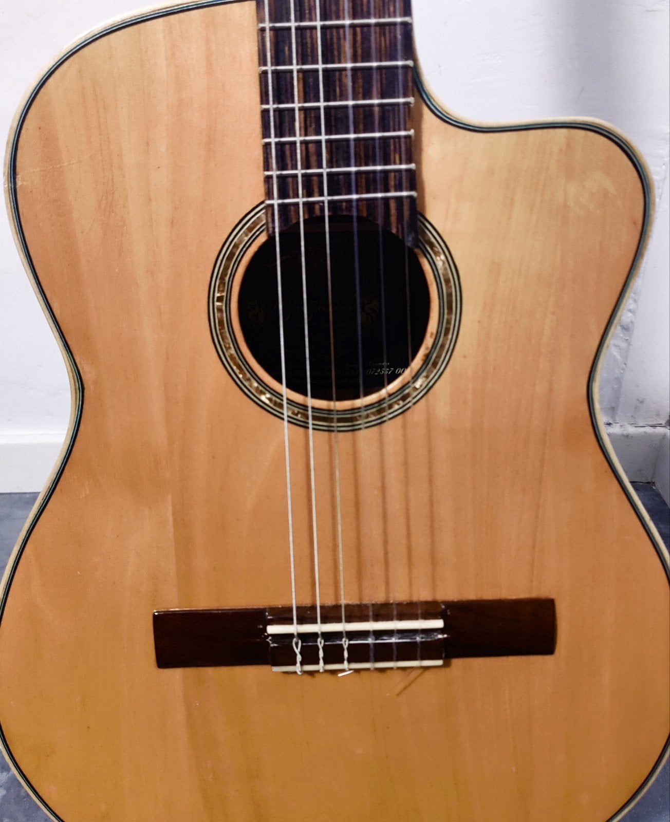 Handgemaakte klassieke gitaar — Uyaguari, Ecuador — €650, Enlèvement