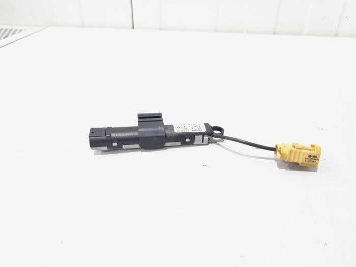 Antenne amplificateur d'un Volkswagen Golf Plus, Volkswagen, -, 3 mois de garantie, Utilisé