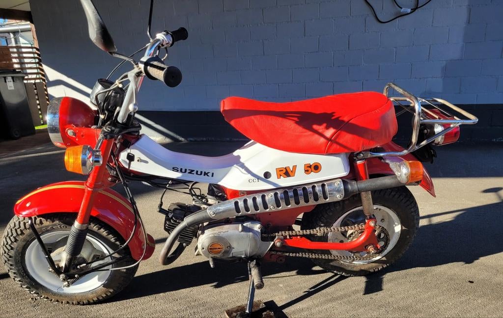 Suzuki RV50, Fietsen en Brommers, Brommers | Oldtimers, Ophalen