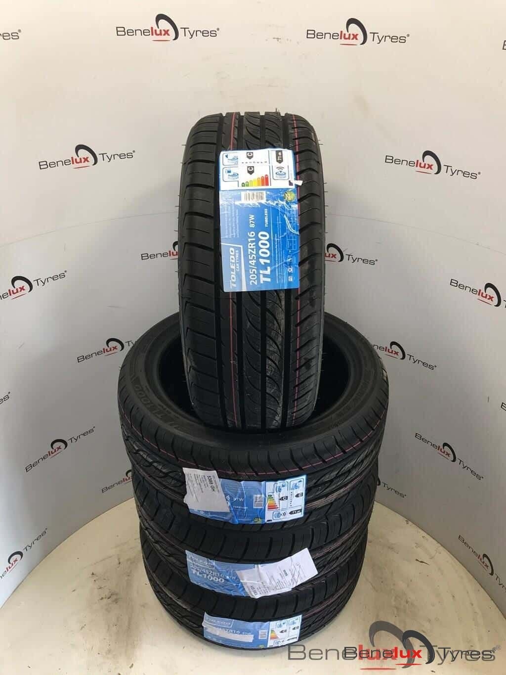 NIEUW 205/45R16 205/45ZR16 205/45 ZR16 R16 205/45/16 2054516, Autos : Pièces & Accessoires, Neuf, -, 16 pouces, Véhicule de tourisme