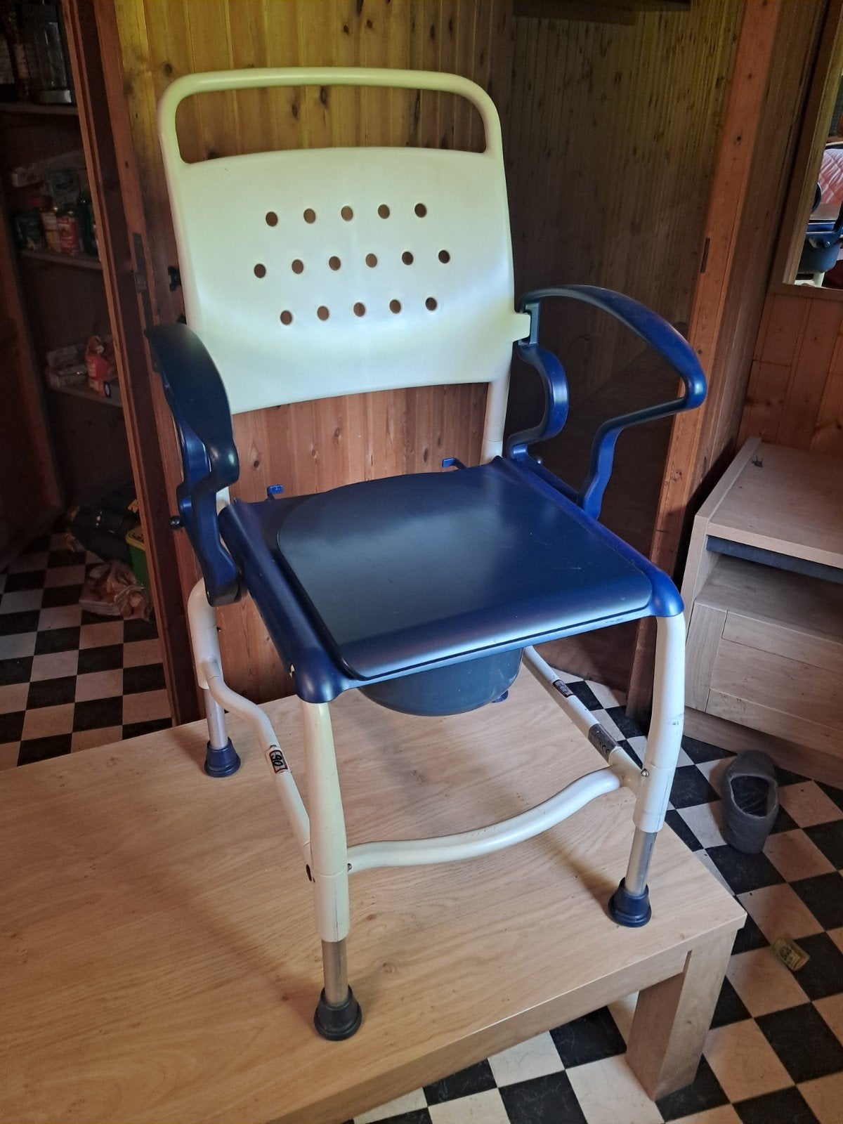 Wc stoel , douchezitje, Enlèvement