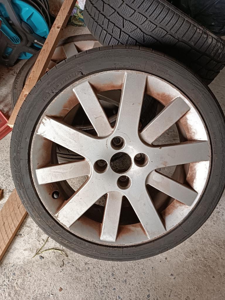 5! Peugeot 17 velgen met banden, Auto-onderdelen, Banden en Velgen, Ophalen, 17 inch, Band(en)