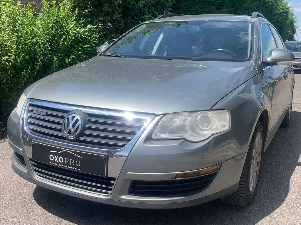 Volkswagen Passat 2.0 TDi 110CV / GRAND GPS / CLIM AUTO / CR, Auto's, Volkswagen, Voorwielaandrijving, Euro 5, Stof, 4 cilinders