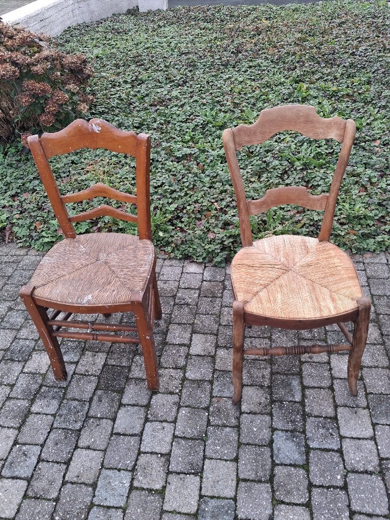 2 oude stoeltjes, Enlèvement, Utilisé