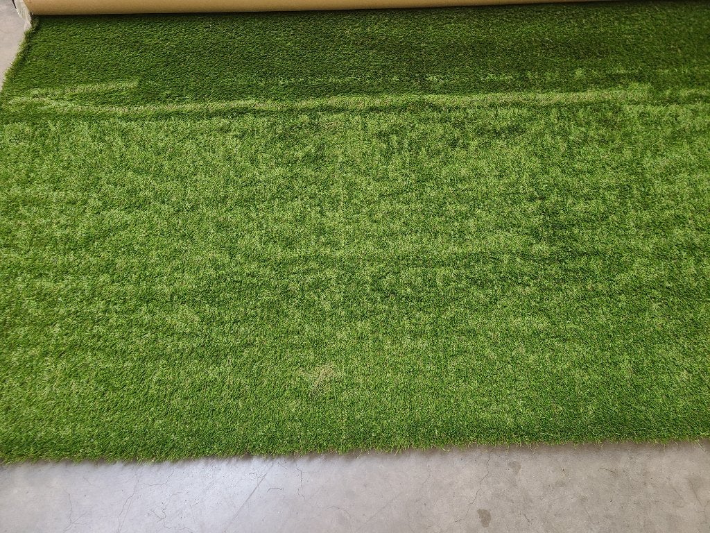 Stukje kunstgras met fabricagefout 90% korting mi, Ophalen, Nieuw, Minder dan 10 m², Kunstgras