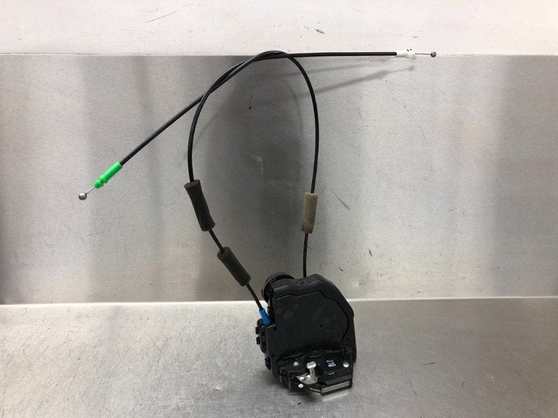 SERRURE DE PORTE RODS ARRIÈRE GAUCHE Avensis Wagon (T27), Utilisé, Toyota