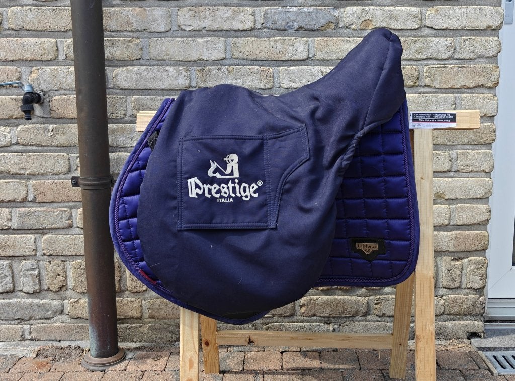 Springzadel, Dieren en Toebehoren, Ophalen, Gebruikt, M (17 inch), Prestige