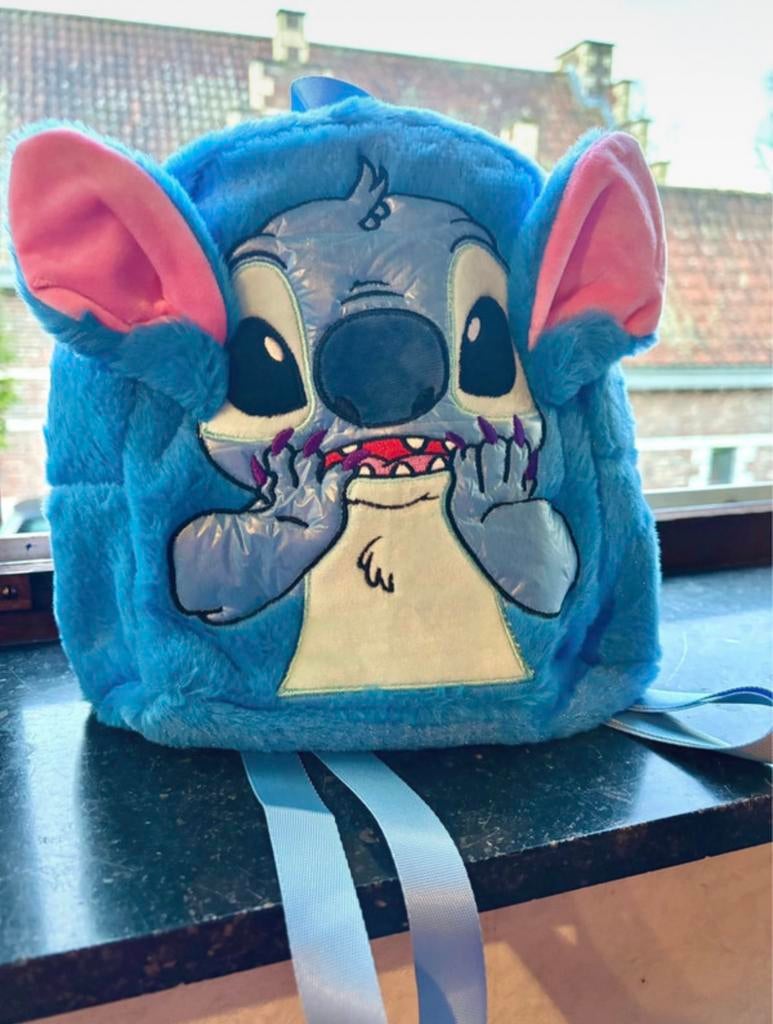 NOUVEAU sac à dos Disney Stitch Fluffy, Collections, Disney, Neuf, Enlèvement ou Envoi
