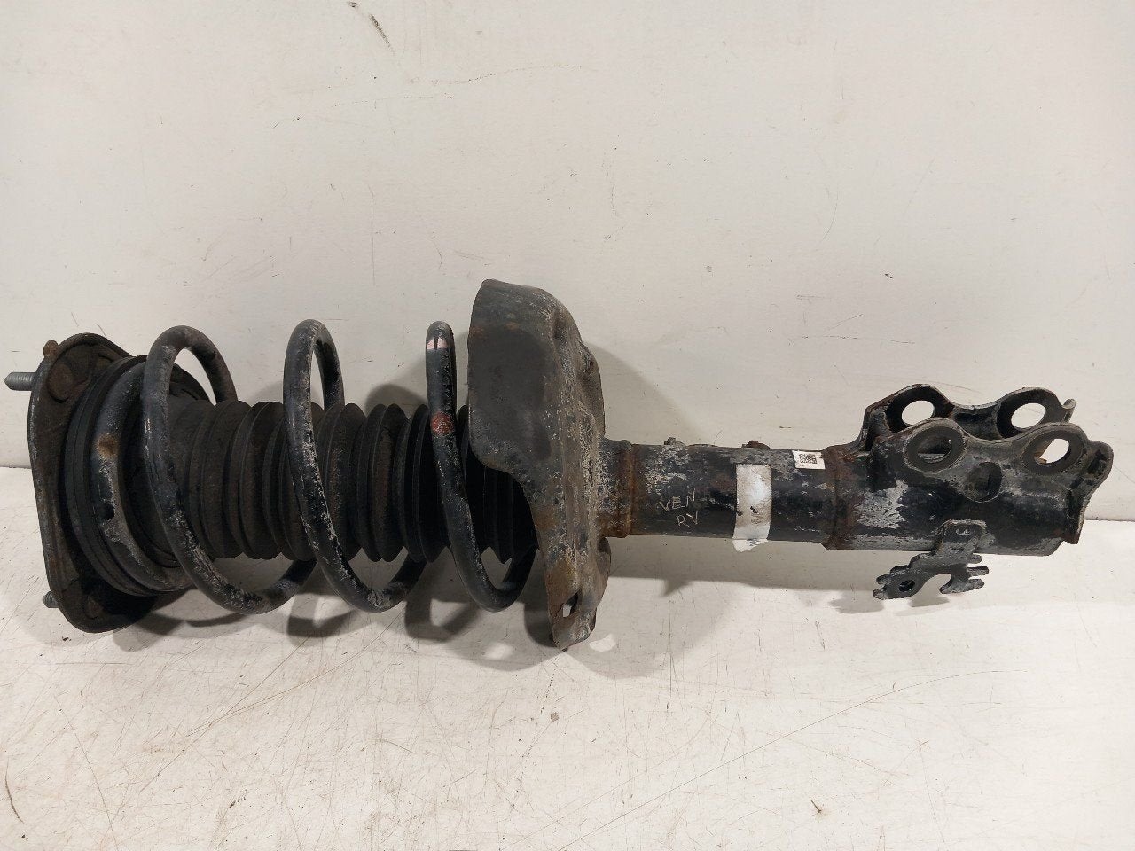 Veerpoot rechts voor Suzuki Swace, Onderdelen@venauto.nl, Van der Ven Autorecycling B.V., Gebruikt, Ettenseweg 76, 4706 PB Roosendaal, The Netherlands
