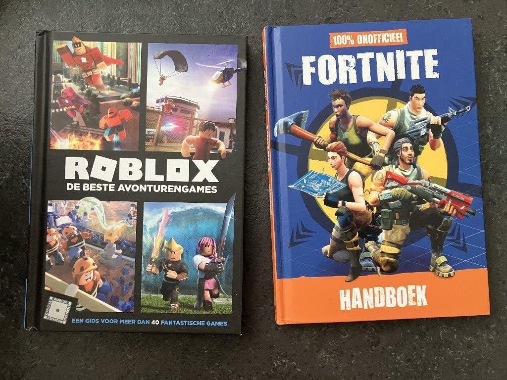 Roblox en Fortnite boek, Ophalen of Verzenden, Zo goed als nieuw, Non-fictie