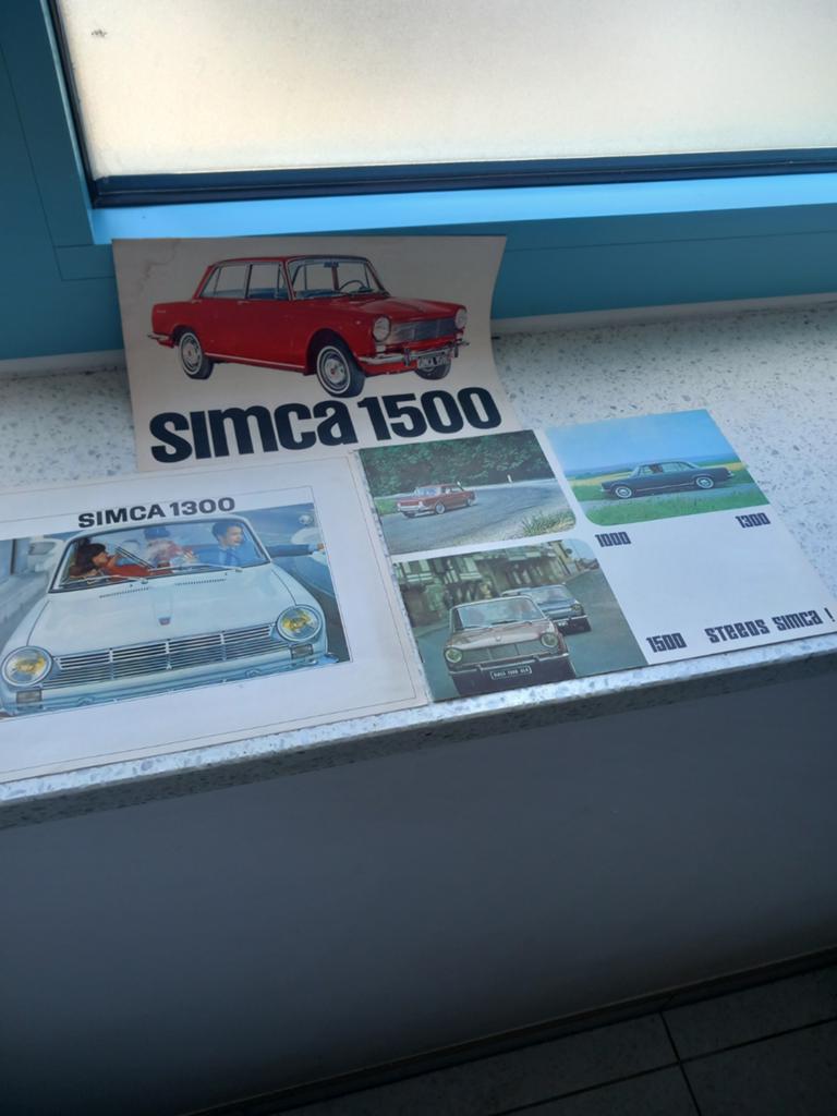 Simca folders, Enlèvement ou Envoi