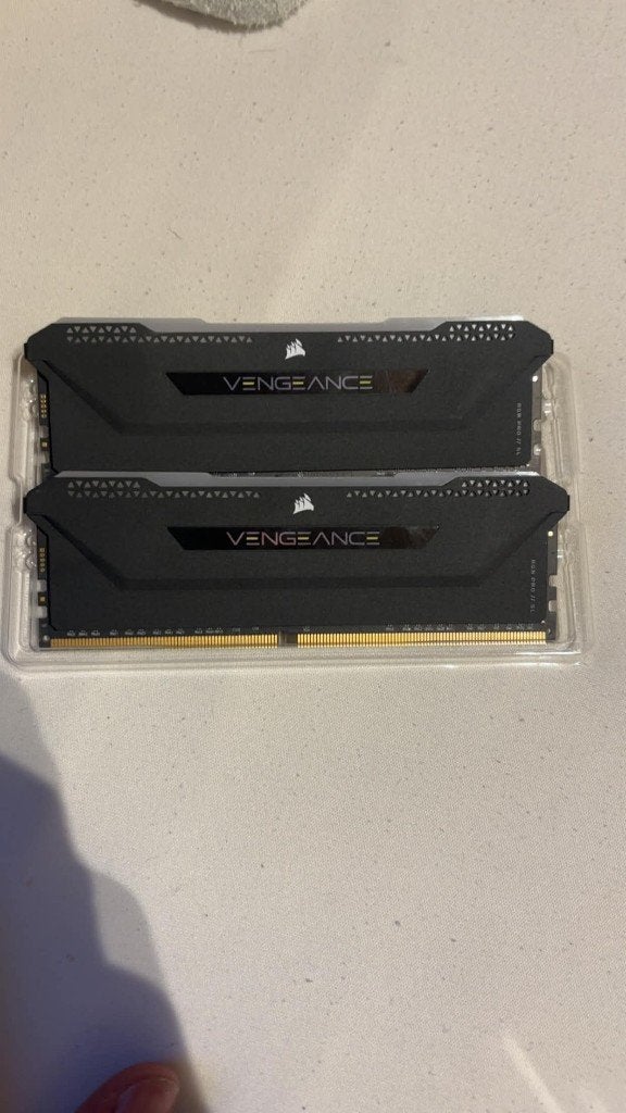 Corsair Vengeance RGB Pro 2x8GB DDR4-3600, Computers en Software, RAM geheugen, Ophalen, Gebruikt, DDR4, Desktop