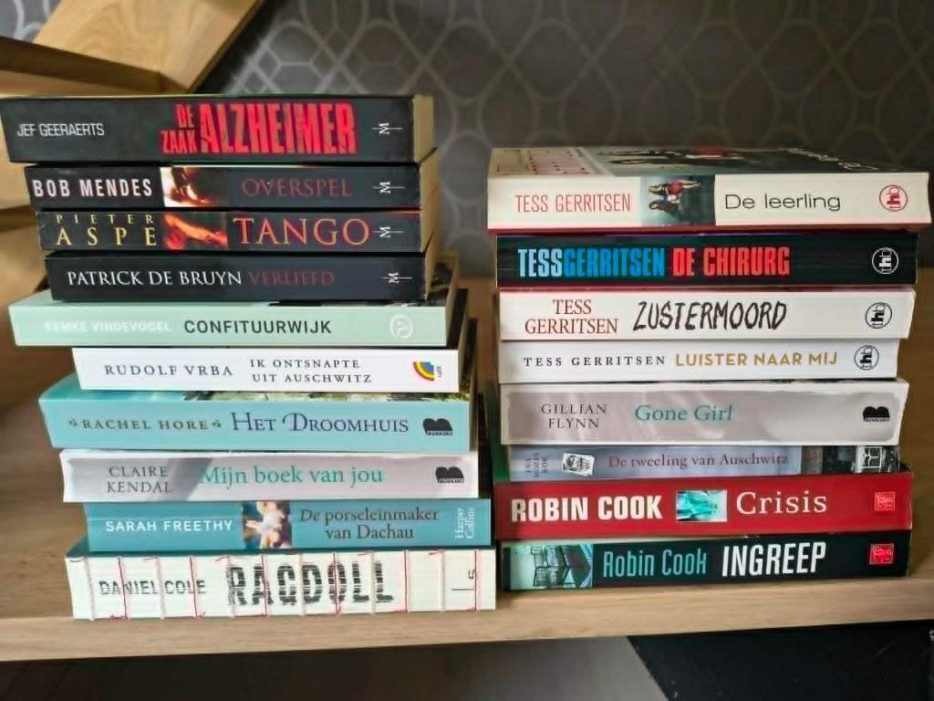 Diverse romans, fictie en non fictie, Livres, Romans, Enlèvement