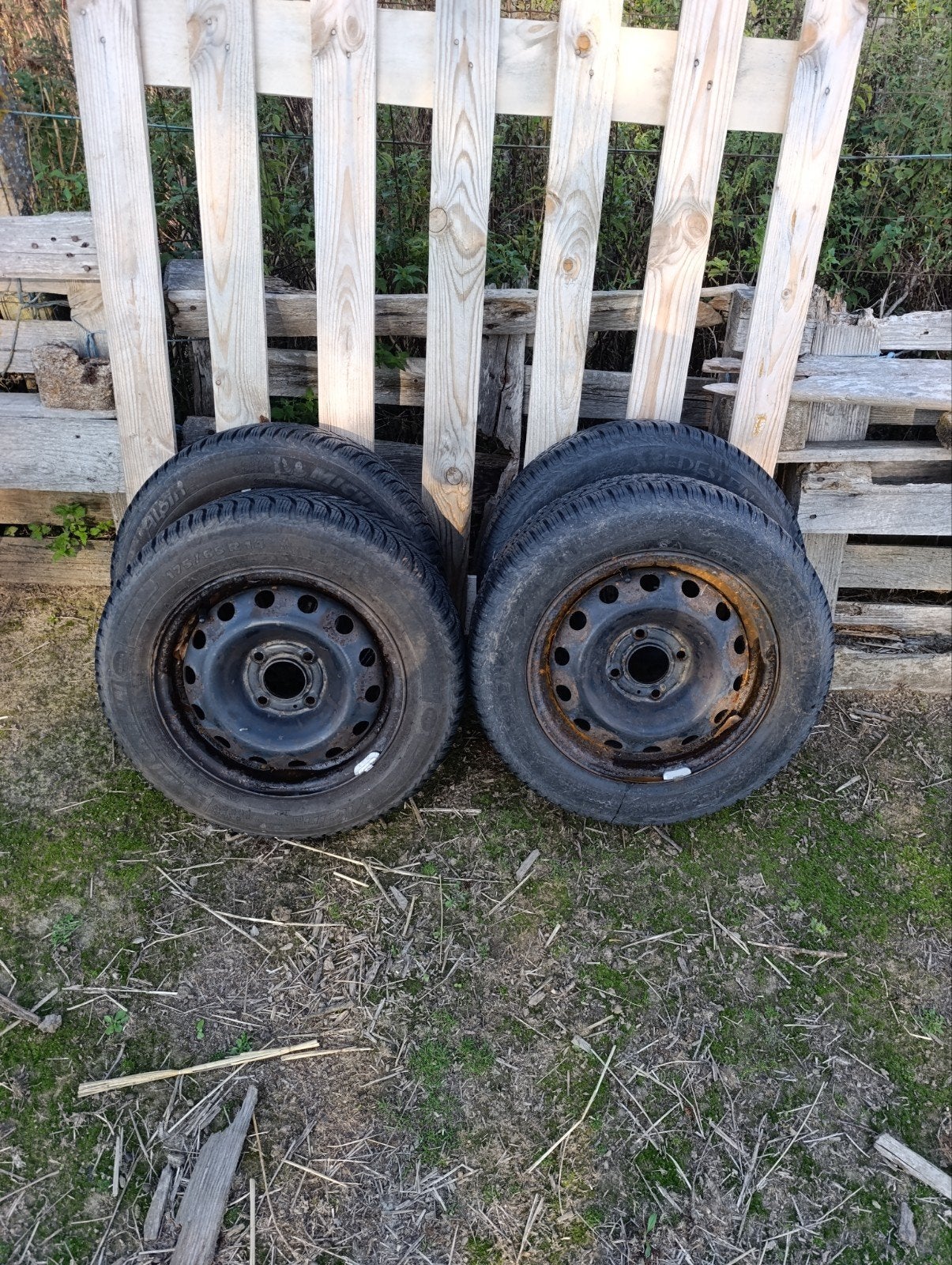 4 velgen met winterbanden, Ophalen, Gebruikt