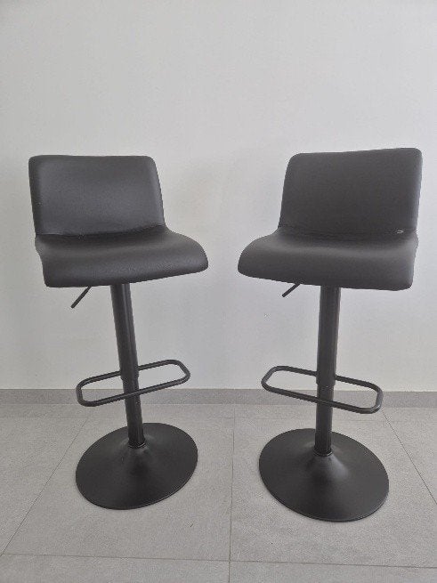 Zwarte barkrukken, Maison & Meubles, Tabourets de bar, 2 tabourets, Synthétique, Enlèvement, Utilisé