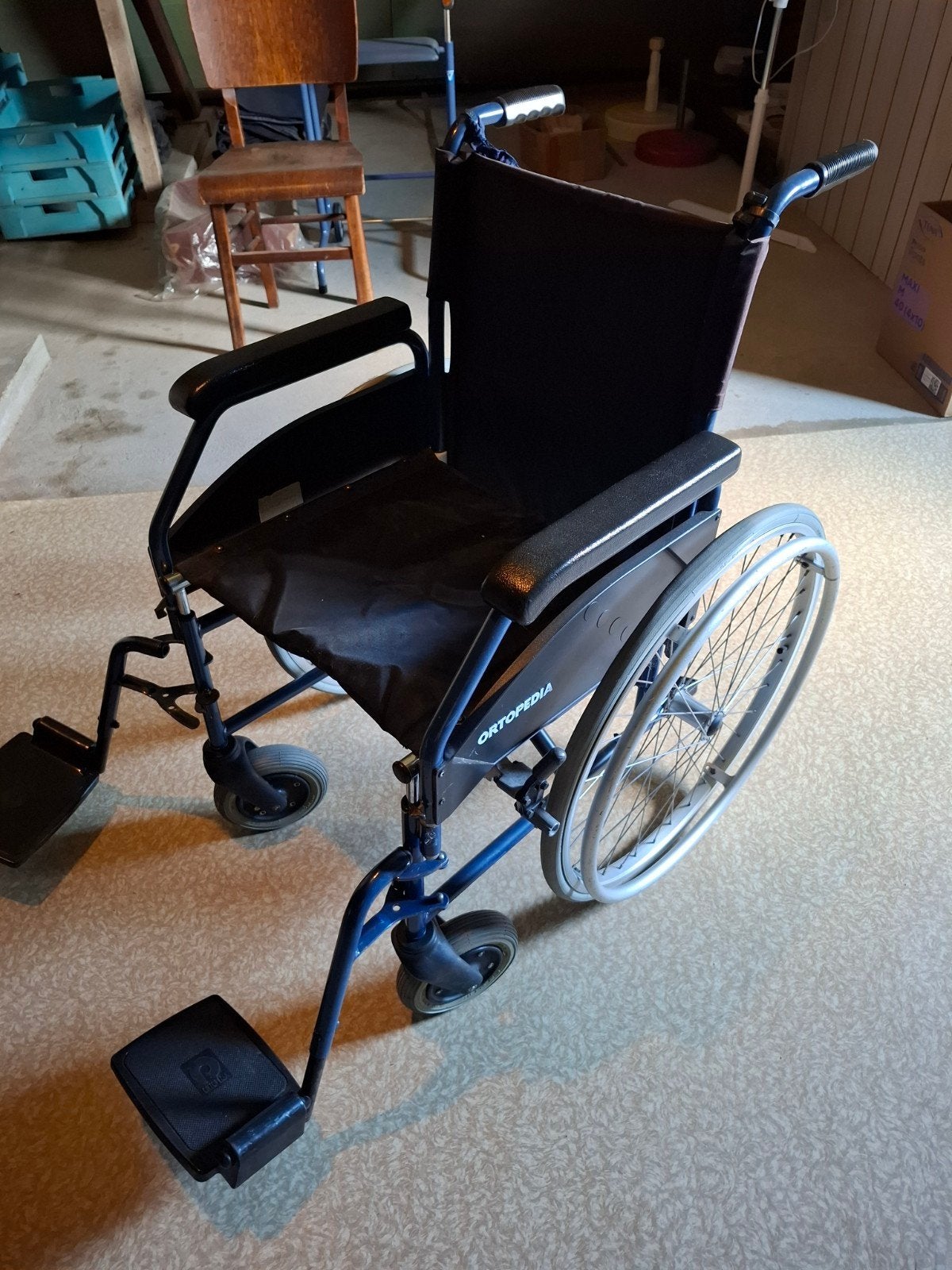 Fauteuil roulant, Divers, Enlèvement, Pliant, Utilisé, Fauteuil roulant à pousser