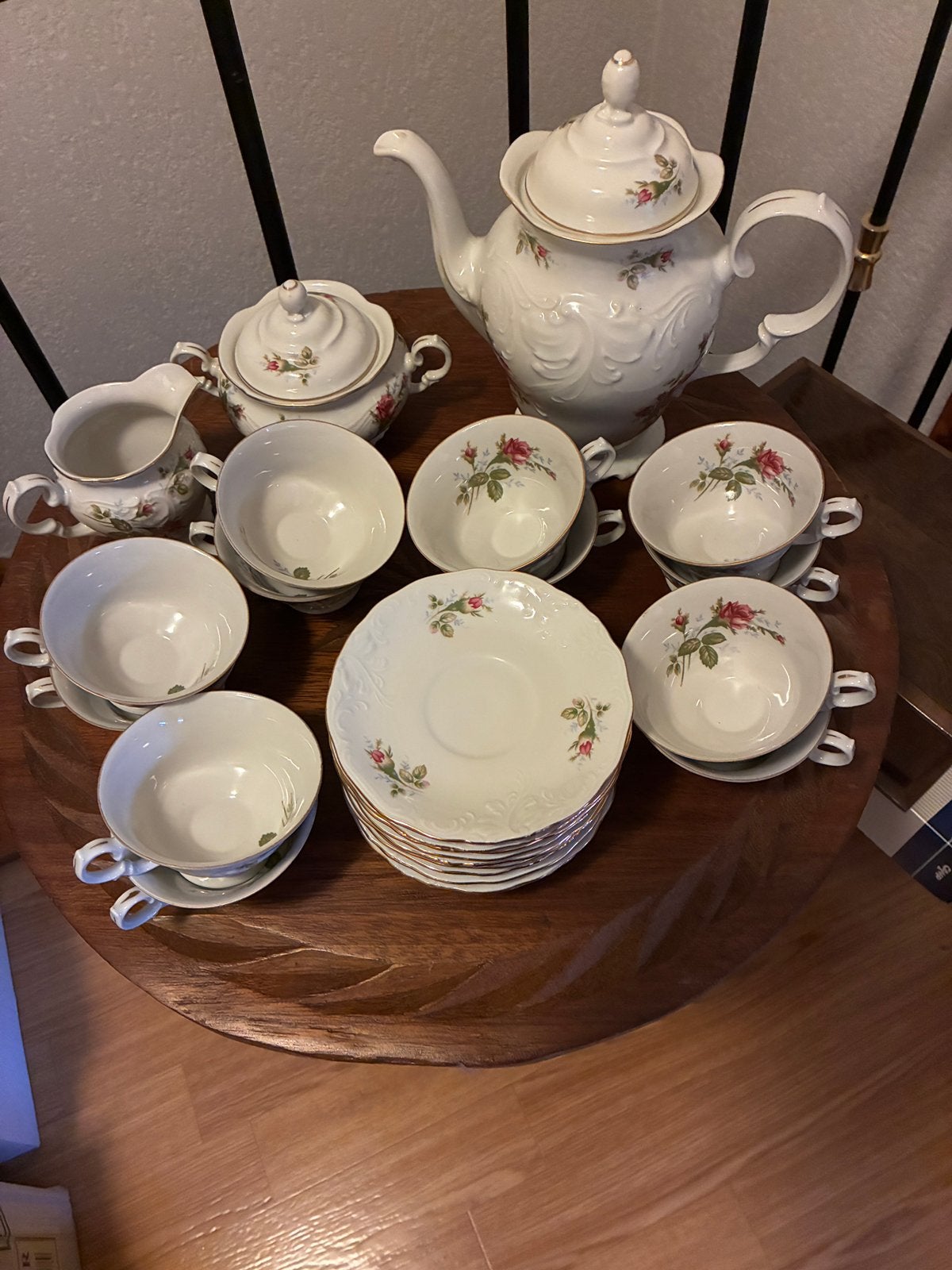 Koffieservies Walbrzych Polen, Ophalen