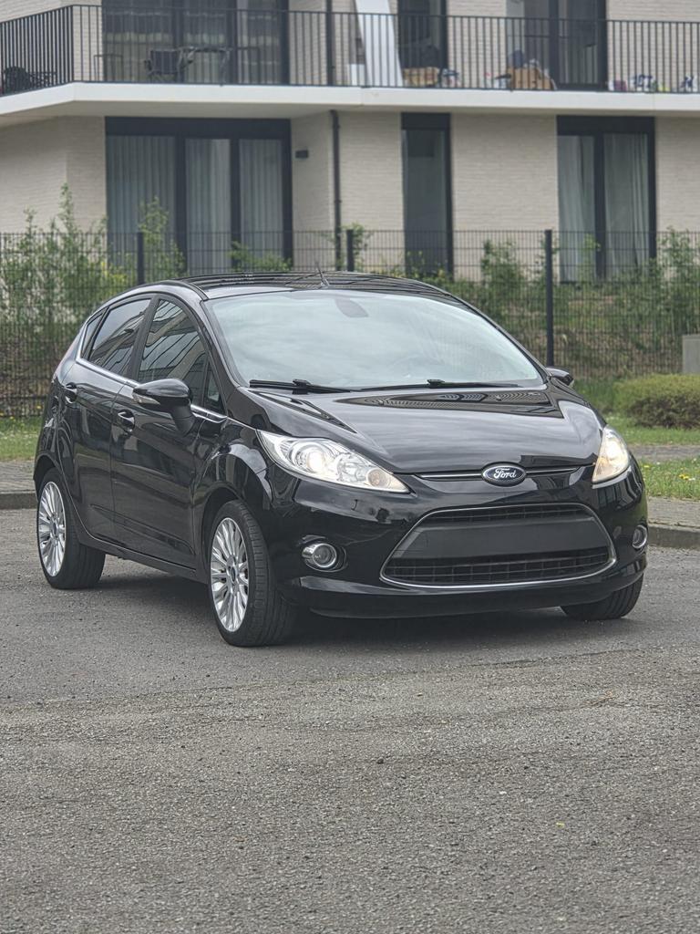 Ford Fiesta benzine serie Titanium, Autos, Ford, Euro 5, Achat, Entreprise, Boîte manuelle