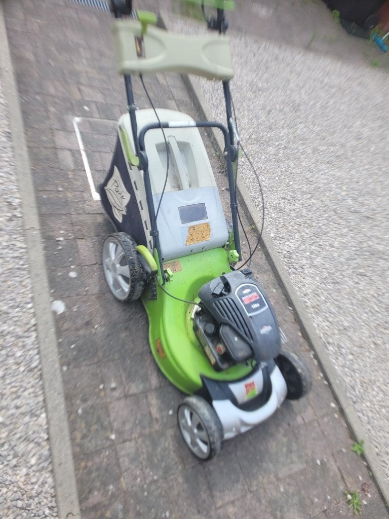 Central Park benzine grasmaaier & Stratton 500 Series 158cc, Tuin en Terras, Cirkelmaaier, Gebruikt, Benzine-grasmaaier, 40 t/m 49 cm