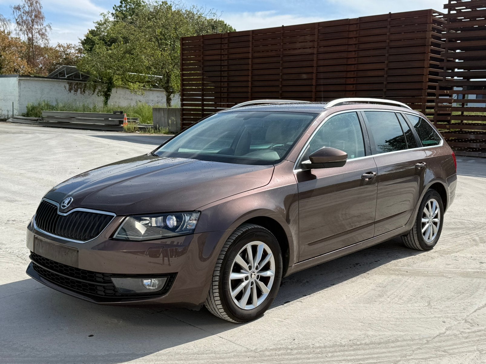Skoda Octavia 1.2 Benzine - BiXenon / Beige Interior / 2016, Bedrijf, 81 kW, 1197 cc, Beige