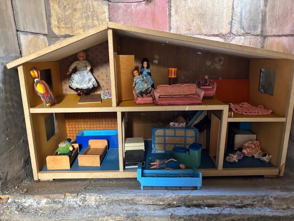 Poppenhuis speelgoed, Kinderen en Baby's, Ophalen, Gebruikt, Poppenhuis