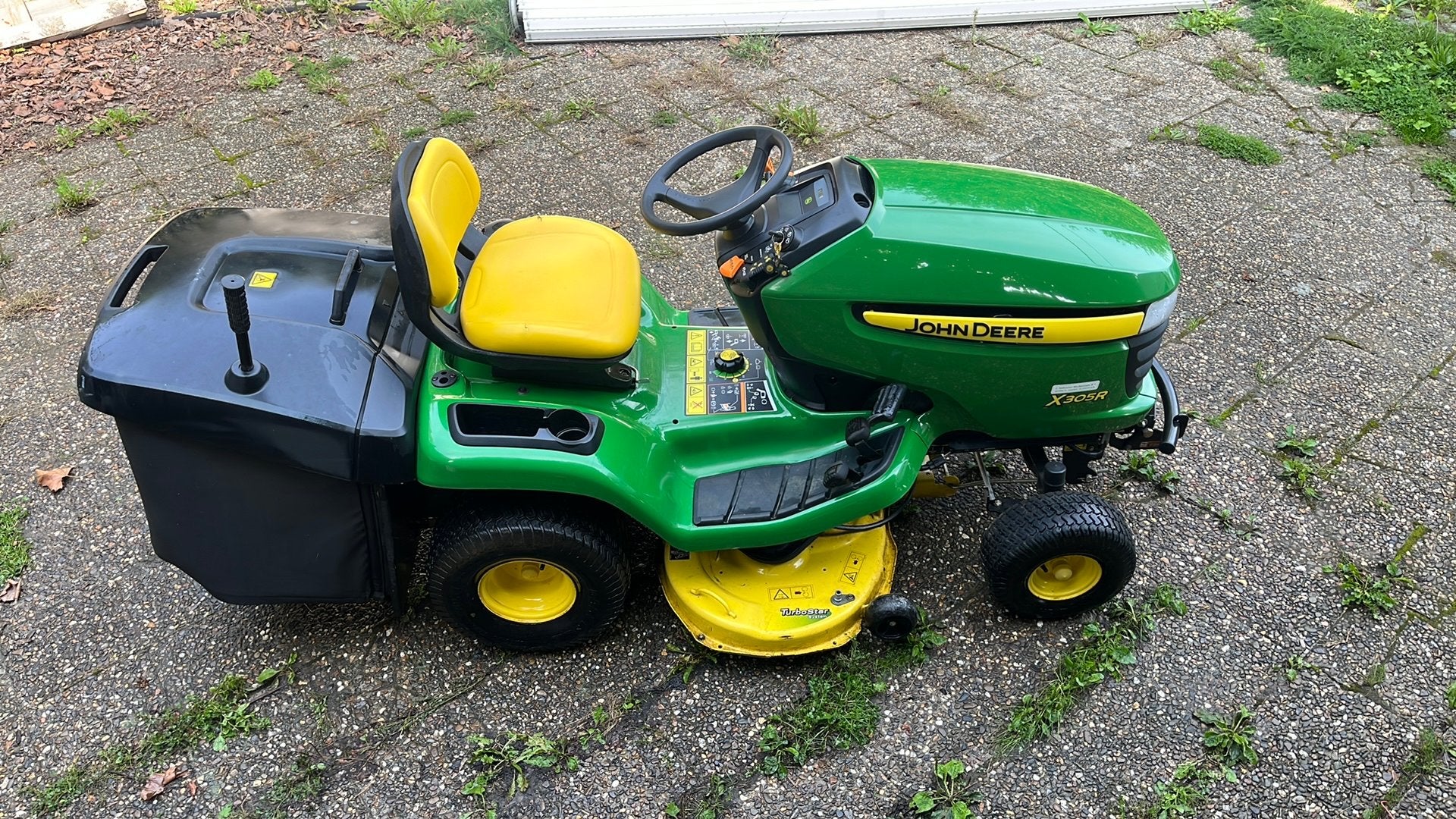 John Deere x305R, Enlèvement, Utilisé, Bac de ramassage, 90 à 120 cm