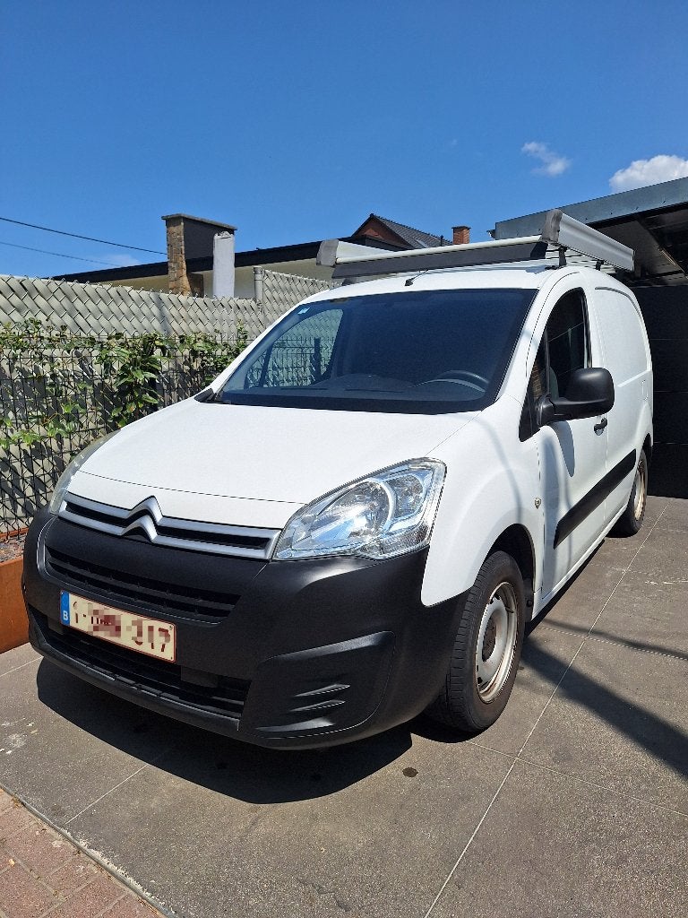 Citroën Berlingo, Achat, Boîte manuelle, Entretenue par le concessionnaire, 148 g/km