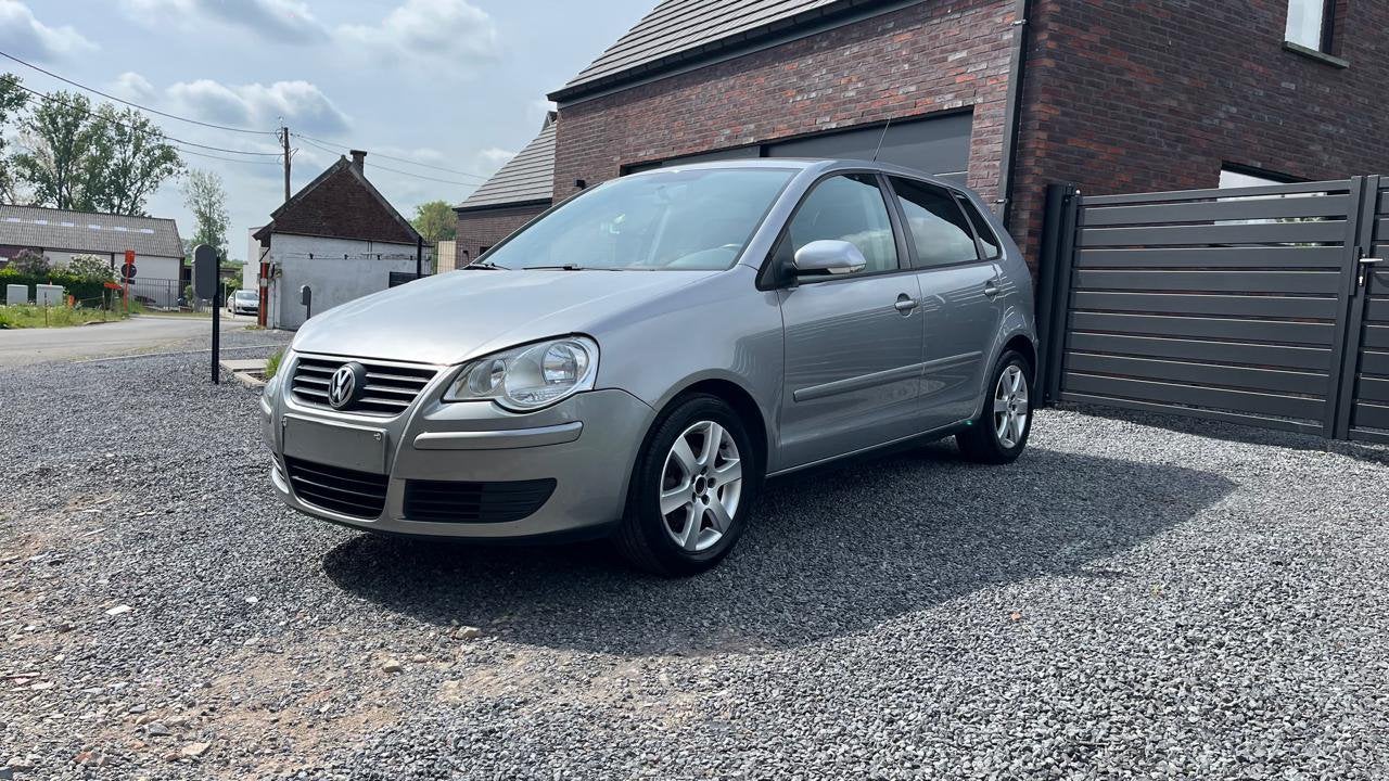 Volkswagen Polo 1.2 benzine, 2007 bouwjaar, 132.000 km, Autos, Argent ou Gris, Achat, Entreprise, Boîte manuelle