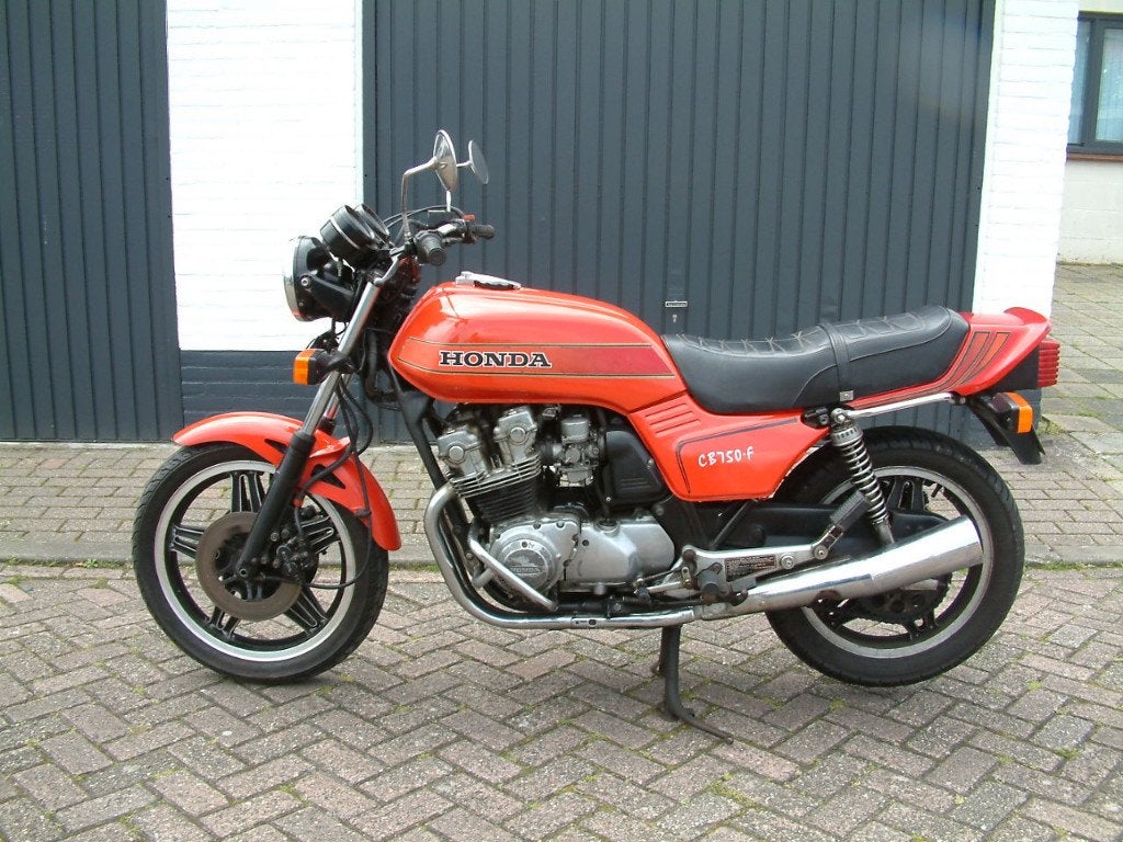 Honda CB 750 F Boldor 1982 bon état, Motos, Motos | Oldtimers & Ancêtres, Naked bike, plus de 35 kW, 4 cylindres, Permis Moto A