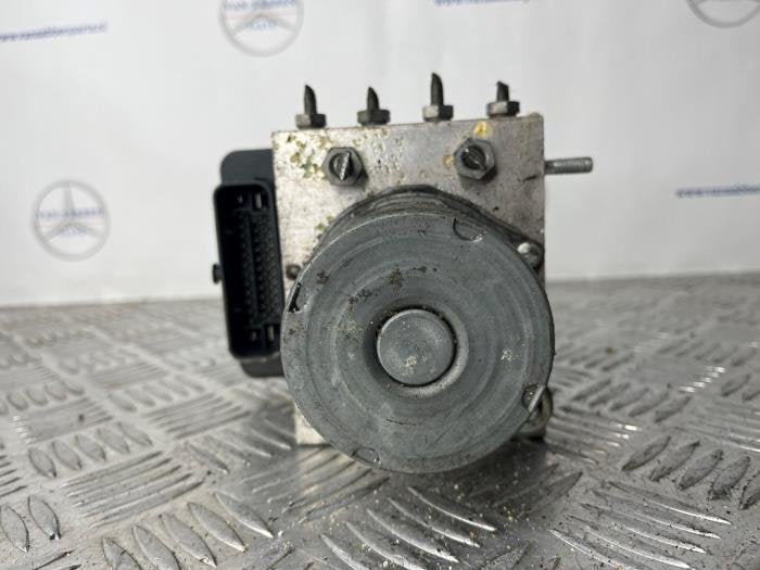 Pompe ABS d'un Mercedes Sprinter, -, 3 mois de garantie, Utilisé, -