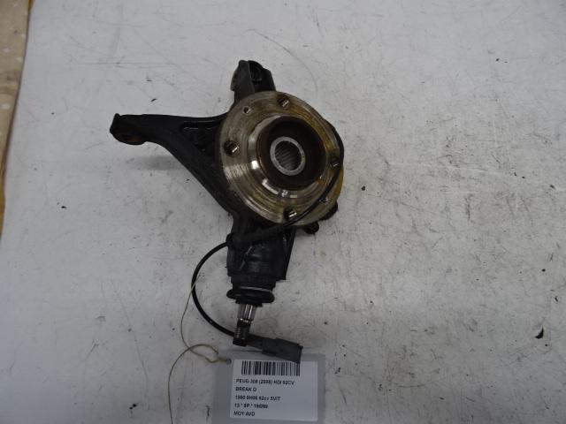 MOYEU DE ROUE AVANT DROIT Peugeot 308 SW (4E / H), Utilisé, Peugeot