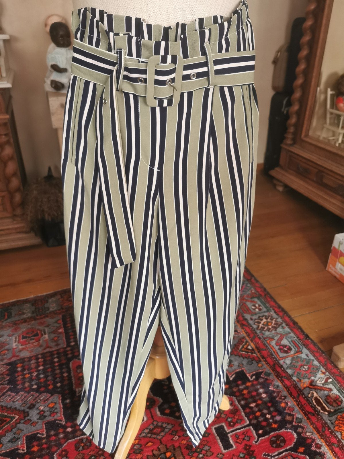 Mooie dames broek van Only, Kleding | Dames, Broeken en Pantalons, Ophalen of Verzenden, Zo goed als nieuw, Maat 34 (XS) of kleiner