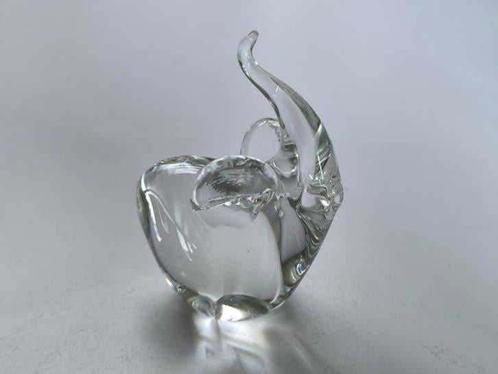 Massief glazen olifantje, Verzamelen, Ophalen of Verzenden