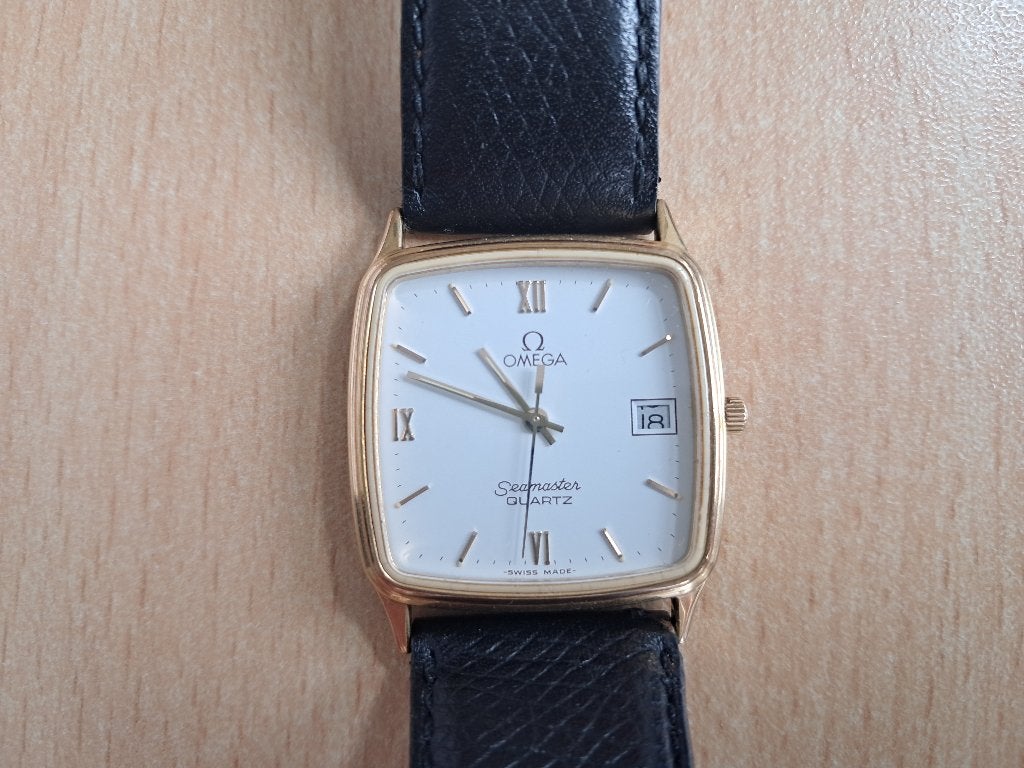 Montre OMEGA Seamaster quartz, Montre-bracelet, Enlèvement ou Envoi, Cuir, Utilisé